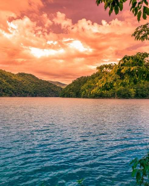 Guided Sunset Kayaking Fontana Lake - Image 8